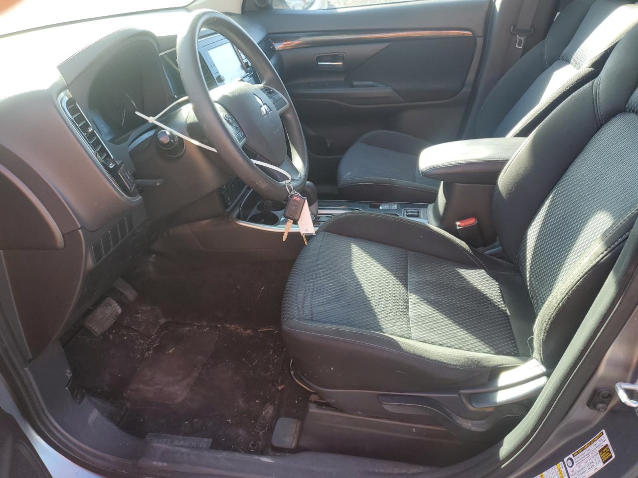 2019 Mitsubishi Outlander Es VIN: JA4AD2A33KZ032656 Lot: 91644245