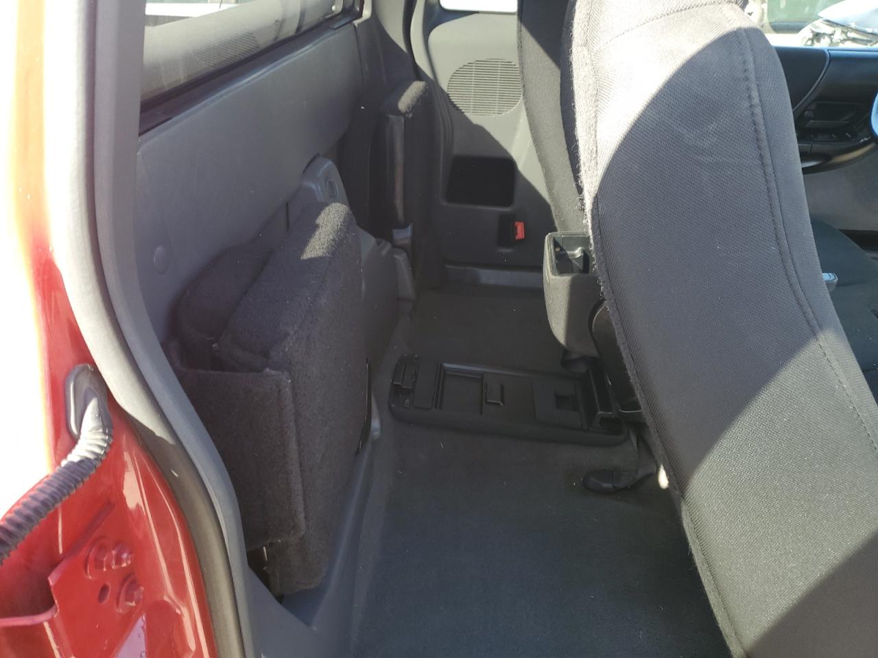 2005 Ford Ranger Super Cab VIN: 1FTYR44UX5PA84646 Lot: 92473675