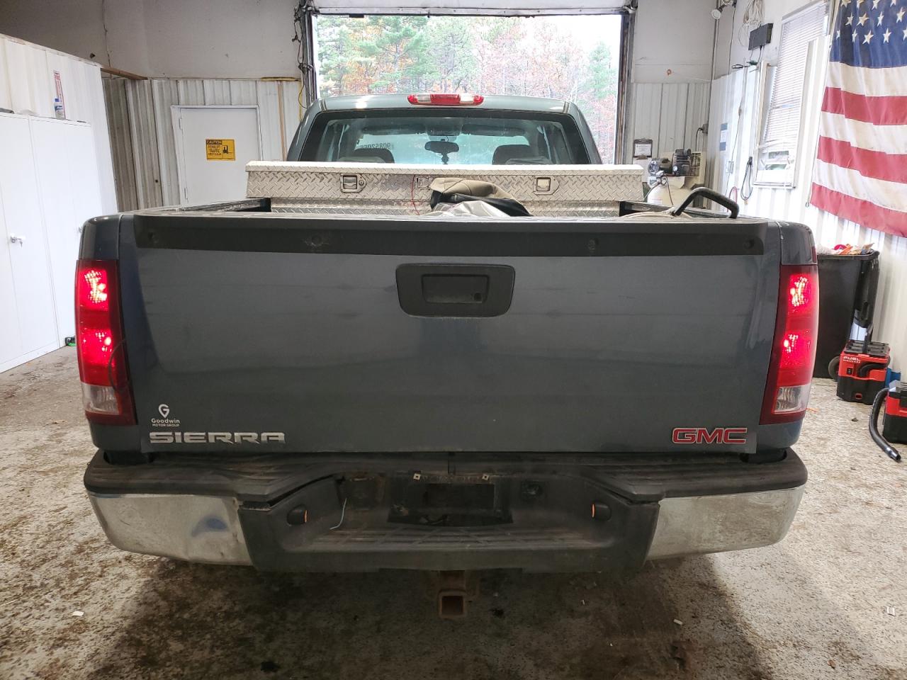 2008 GMC Sierra K1500 VIN: 2GTEK19C081258313 Lot: 90852065