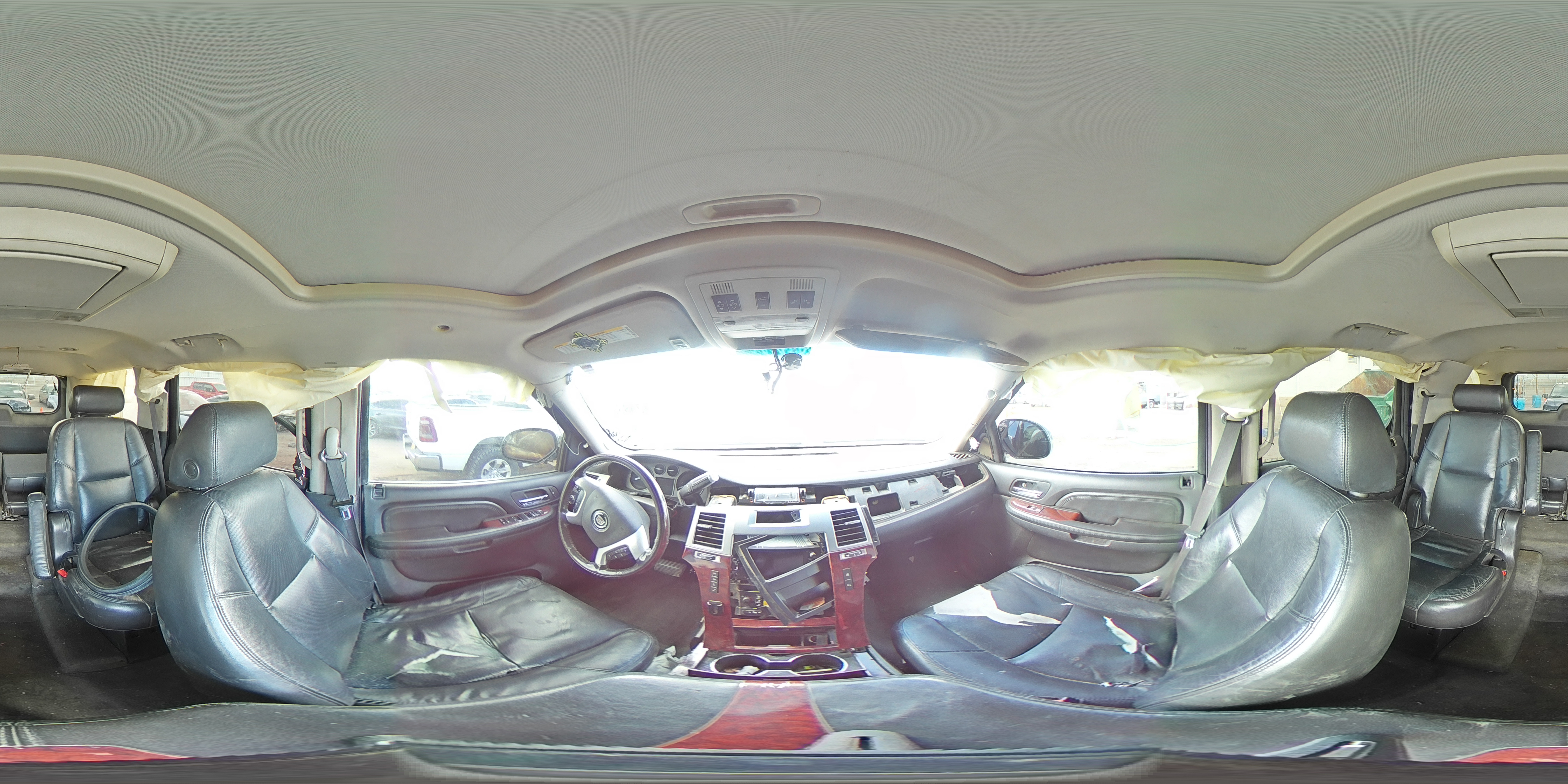 2008 Cadillac Escalade Luxury VIN: 1GYFK63868R182961 Lot: 93258325