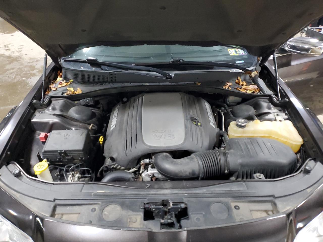 2013 Chrysler 300C VIN: 2C3CCAKT6DH581107 Lot: 93280405