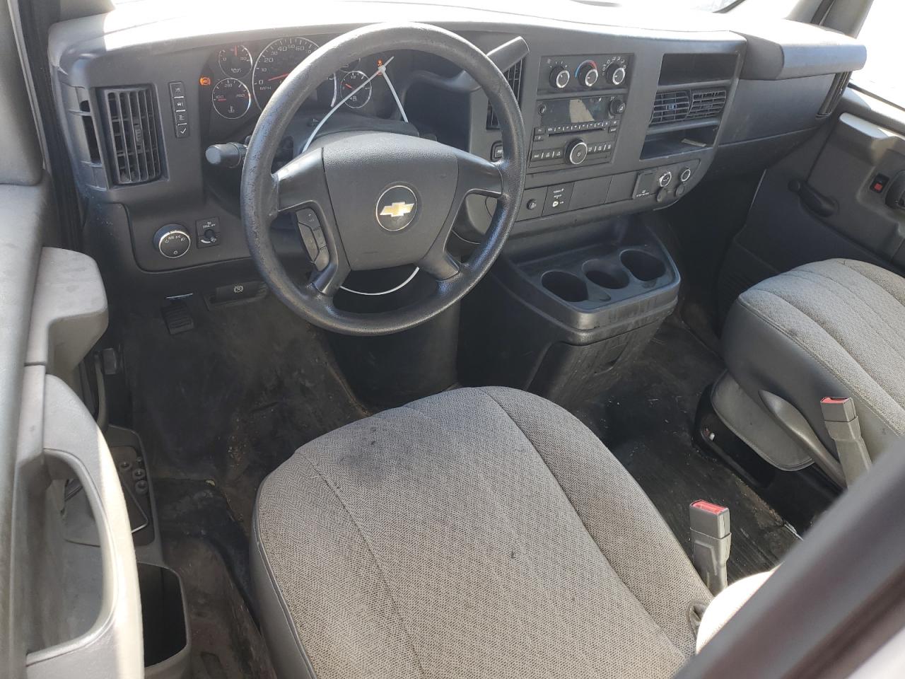 2015 Chevrolet Express Utility / Service Truck VIN: 1GB0G2CG1F1279384 Lot: 92308555