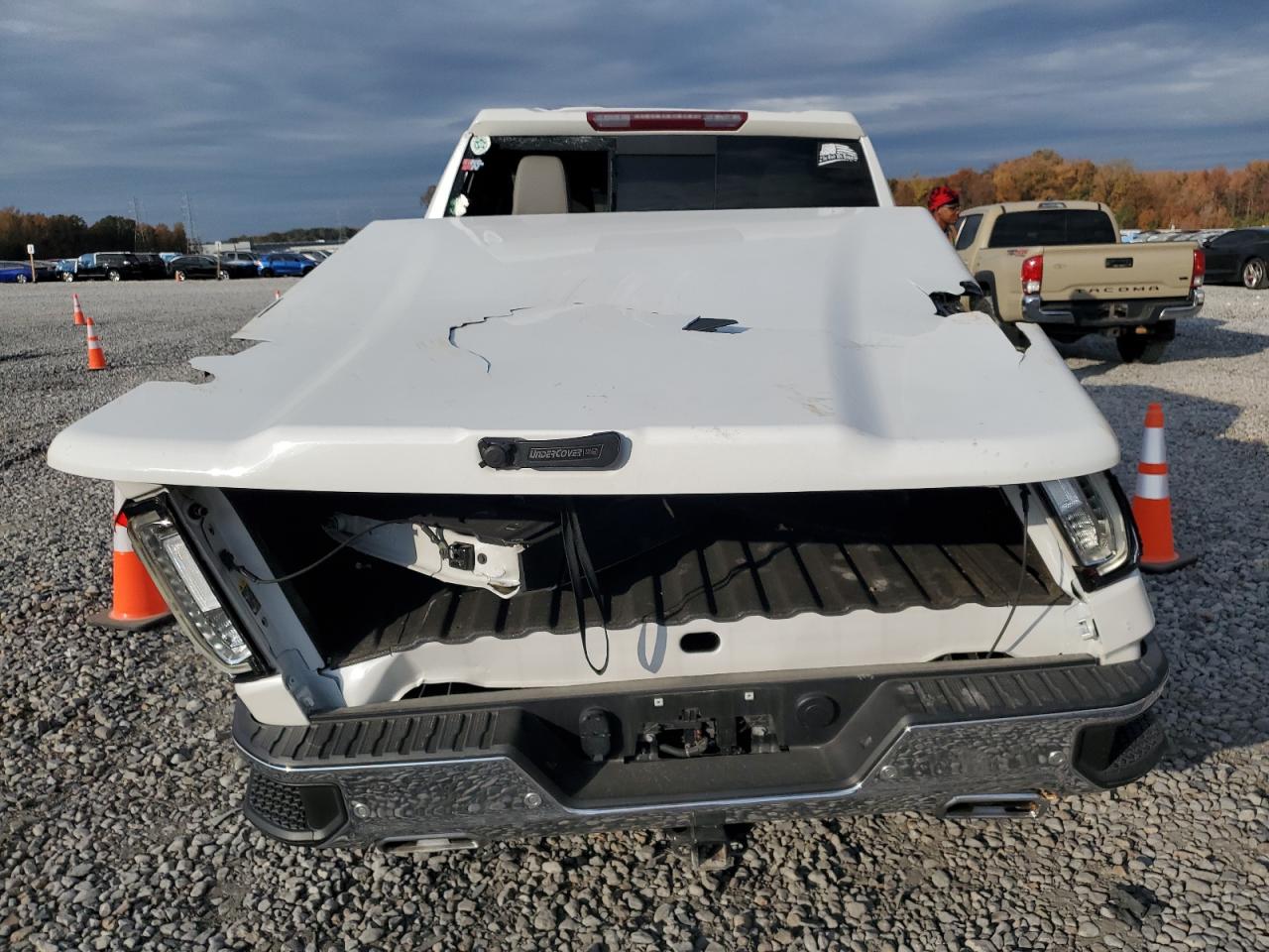 2020 GMC Sierra K1500 Slt VIN: 3GTU9DETXLG285615 Lot: 92841515