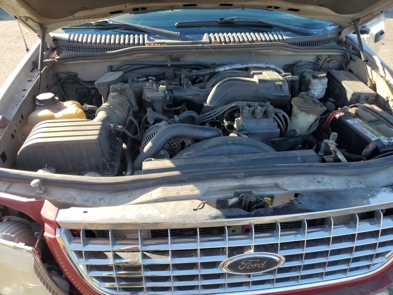 2005 Ford Explorer Xlt VIN: 1FMZU63K65UB24815 Lot: 91851865