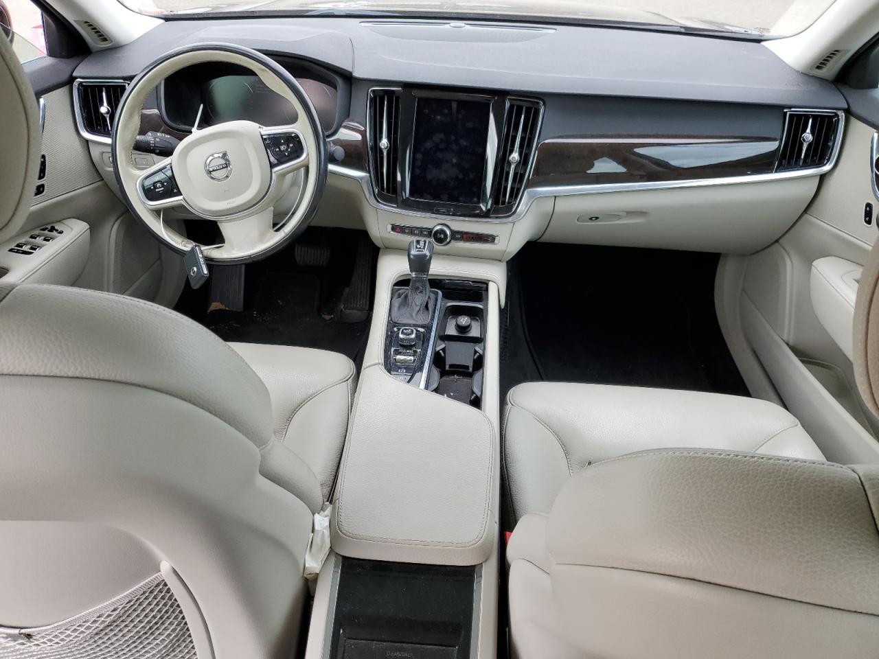 2018 Volvo S90 T6 Momentum VIN: LVY992MK3JP019714 Lot: 92365925