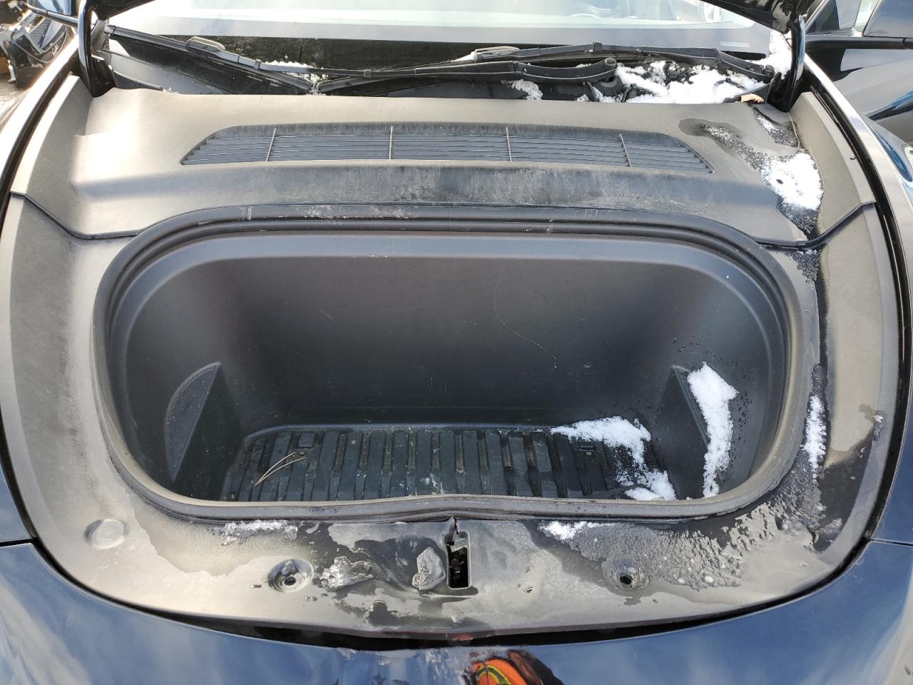 2023 Tesla Model Y VIN: 7SAYGDEE5PF648085 Lot: 90656565