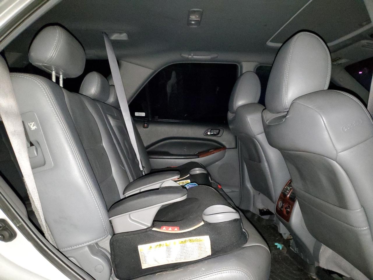 2005 Acura Mdx Touring VIN: 2HNYD18885H545867 Lot: 92994595