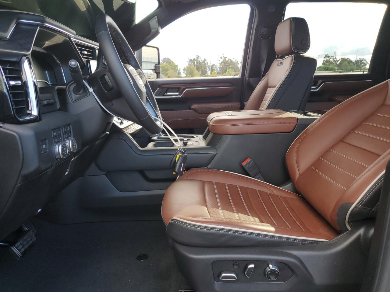 2025 GMC Sierra K2500 Denali Ultimate VIN: 1GT4UXEY0SF340035 Lot: 92831005