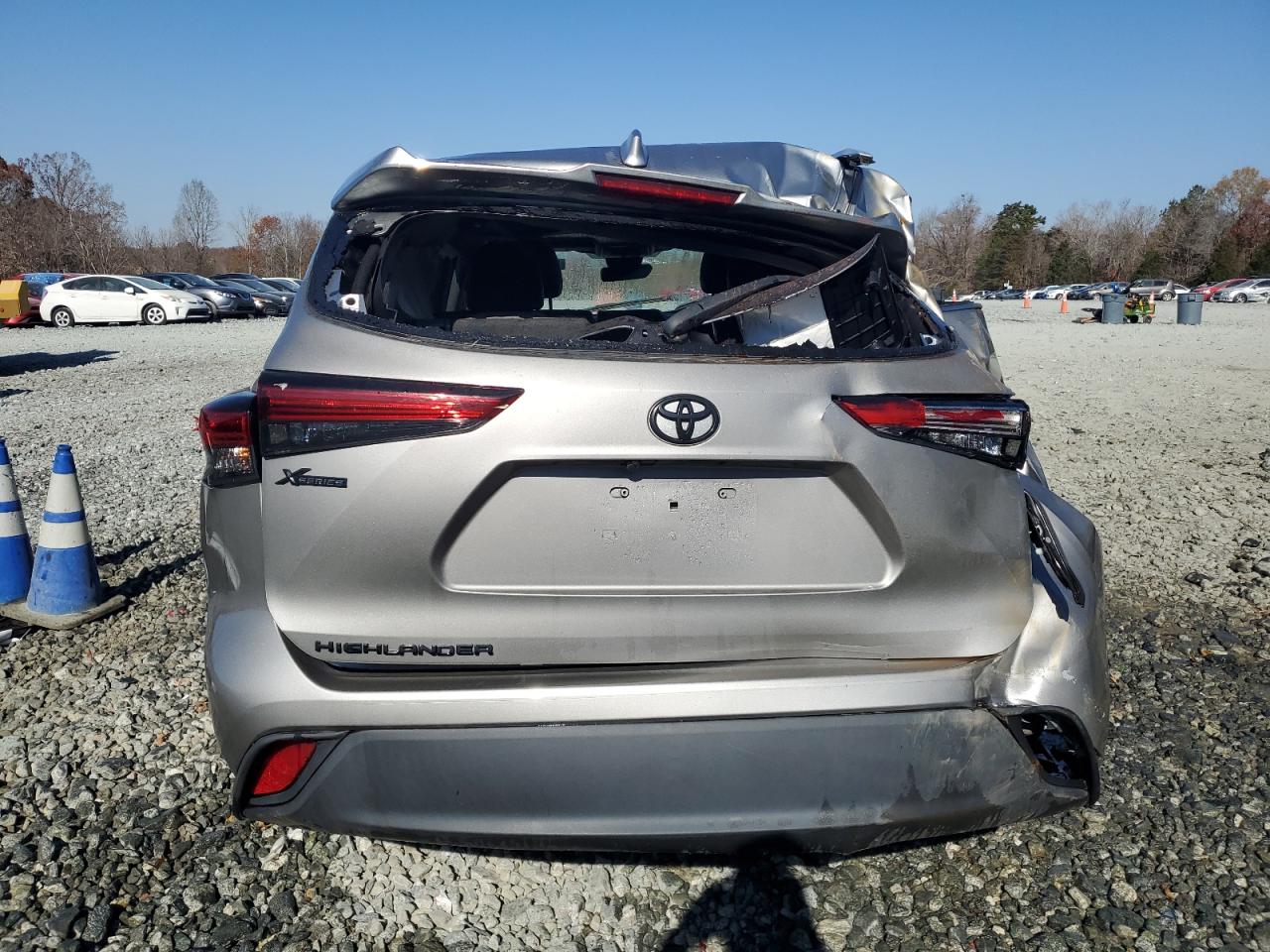 2022 Toyota Highlander Xle VIN: 5TDGZRAH0NS131415 Lot: 93112045