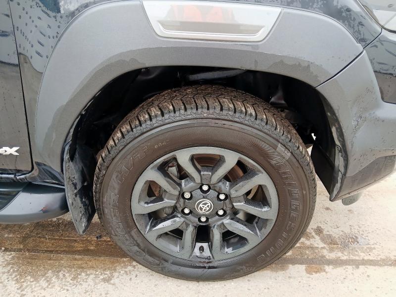 2023 TOYOTA HILUX INVINCIBLE X D/CAB PICK UP 2.8 D-4D AUTO