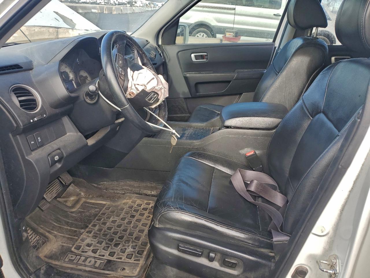 2012 Honda Pilot Touring VIN: 5FNYF4H90CB057672 Lot: 93768955