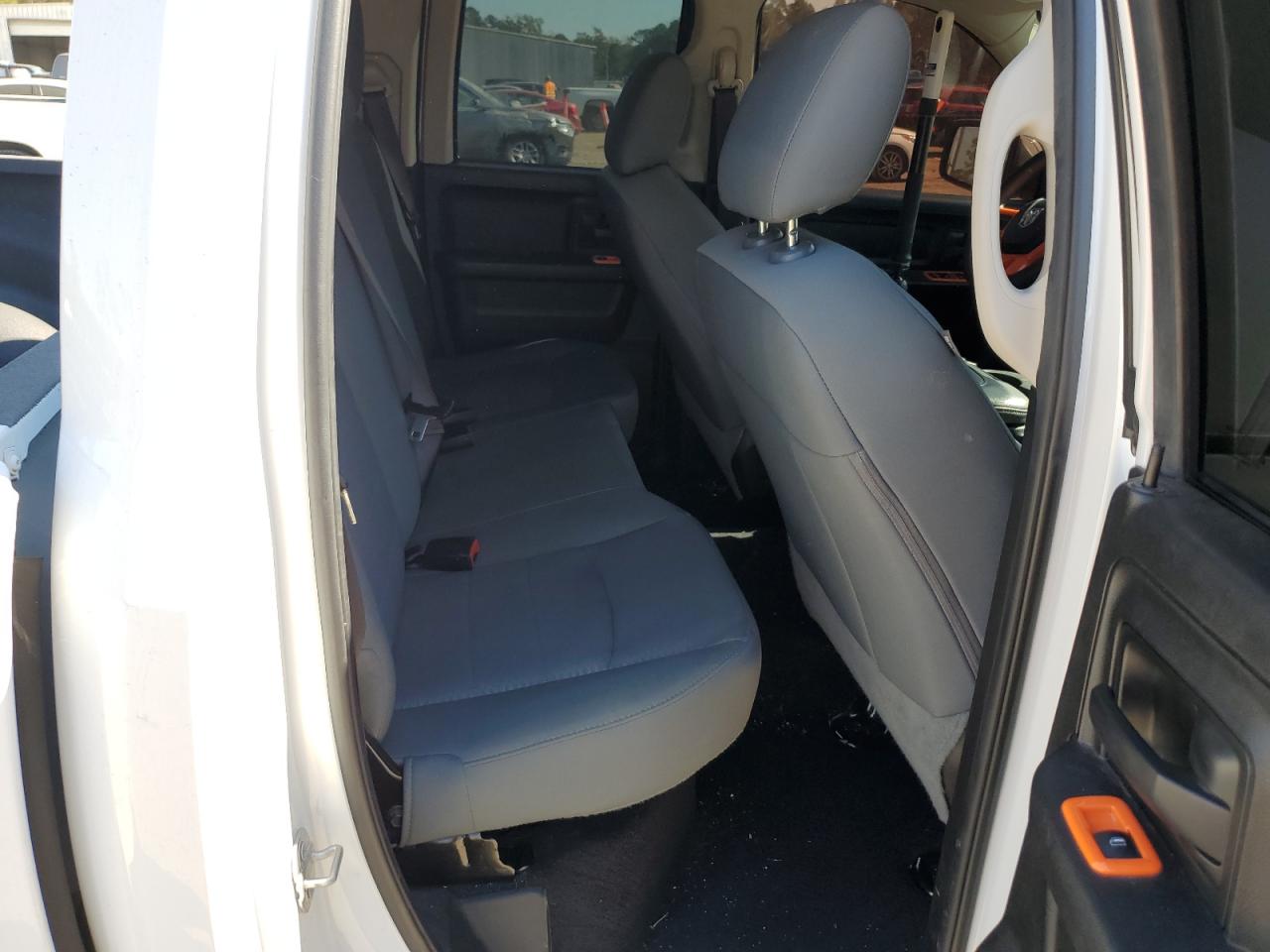 2019 Ram 1500 Classic Tradesman VIN: 1C6RR6FG4KS665373 Lot: 92661695