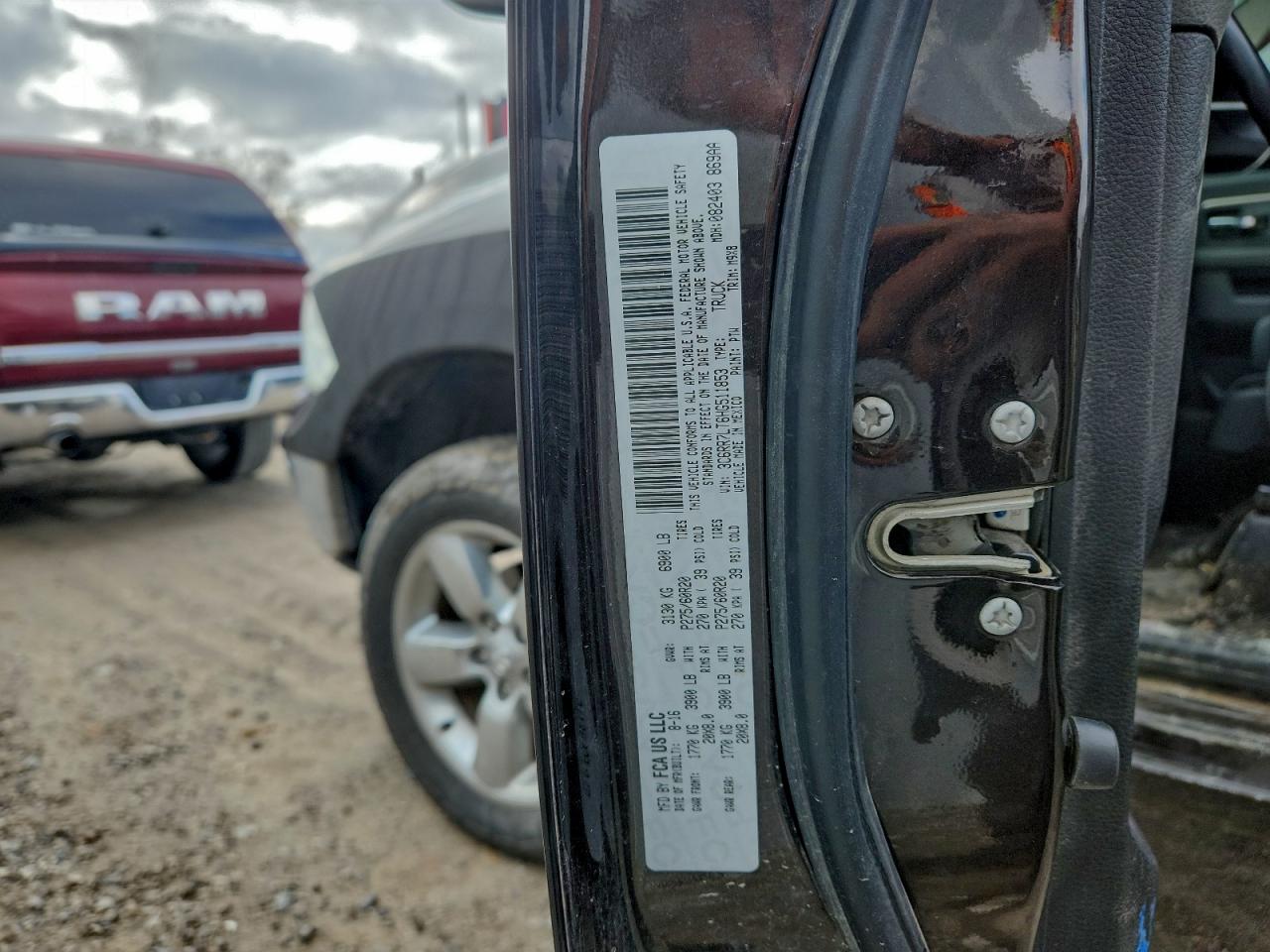 2017 Ram 1500 Slt VIN: 3C6RR7LT6HG511853 Lot: 93118555