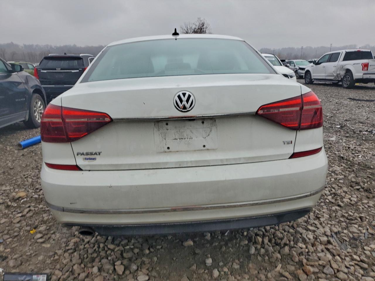 2017 Volkswagen Passat R-Line VIN: 1VWDT7A3XHC061468 Lot: 93770985