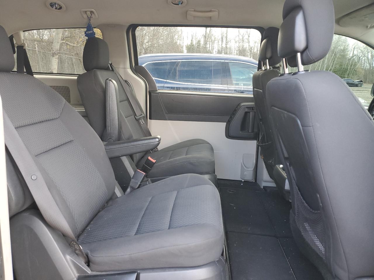 2010 Dodge Grand Caravan Se VIN: 2D4RN4DEXAR485389 Lot: 92716785