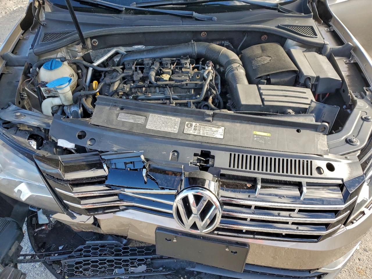 2015 Volkswagen Passat S VIN: 1VWAT7A30FC073404 Lot: 94255755