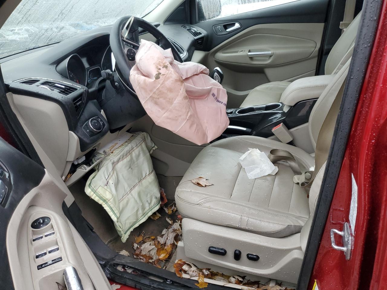 2014 Ford Escape Titanium VIN: 1FMCU9J98EUE49392 Lot: 93442625