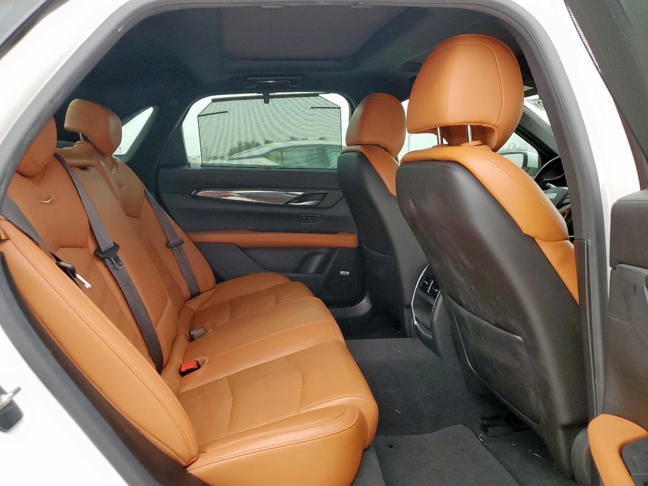 2017 Cadillac Ct6 Luxury VIN: 1G6KC5RX9HU197285 Lot: 92811065