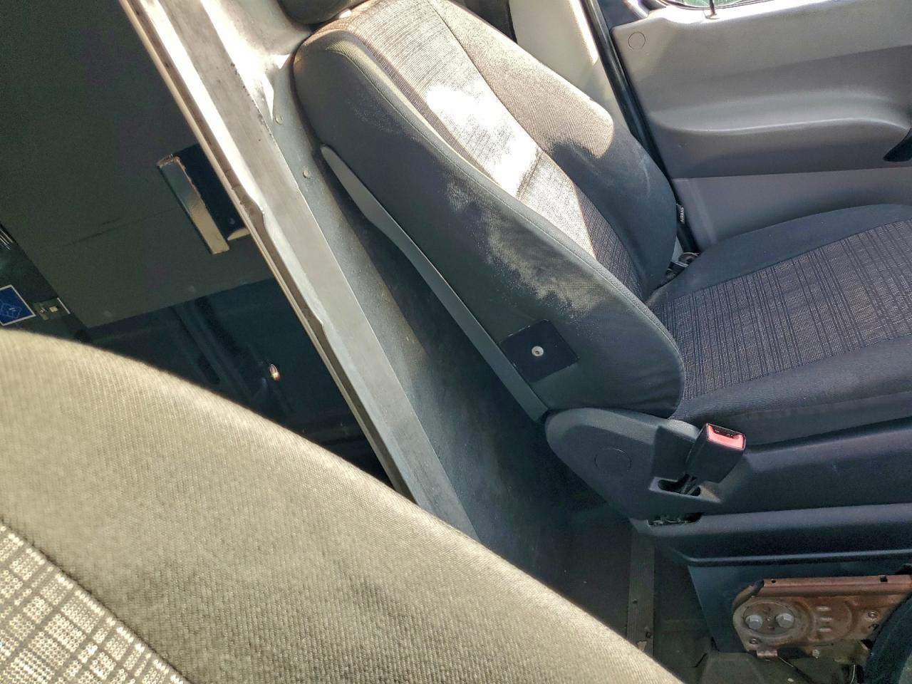 2018 Mercedes-Benz Sprinter 2500 VIN: WD3PE7CD2JP622741 Lot: 94147635