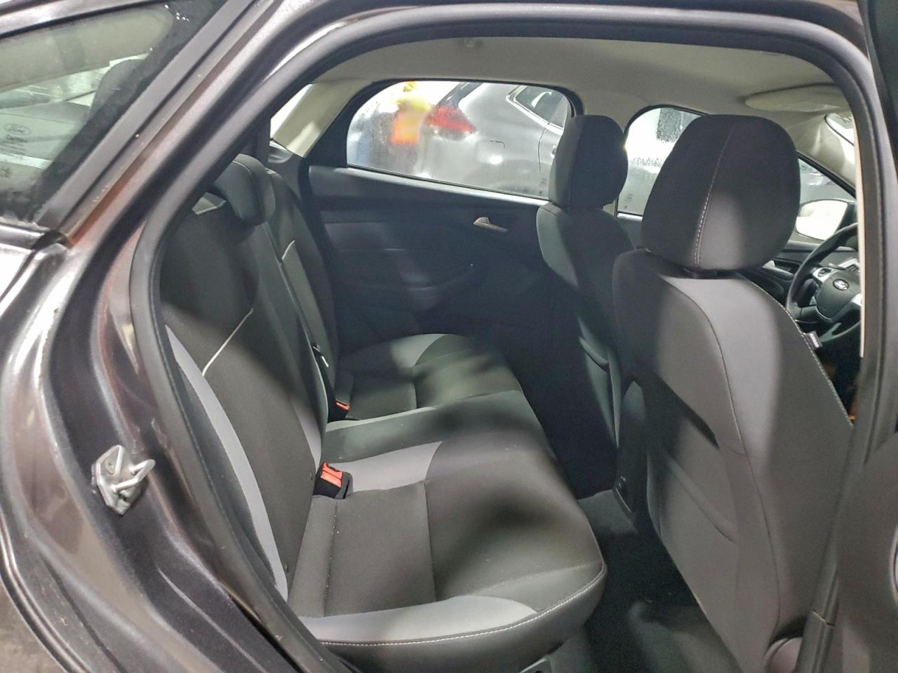 2014 Ford Focus Se VIN: 1FADP3F29EL174135 Lot: 93506535