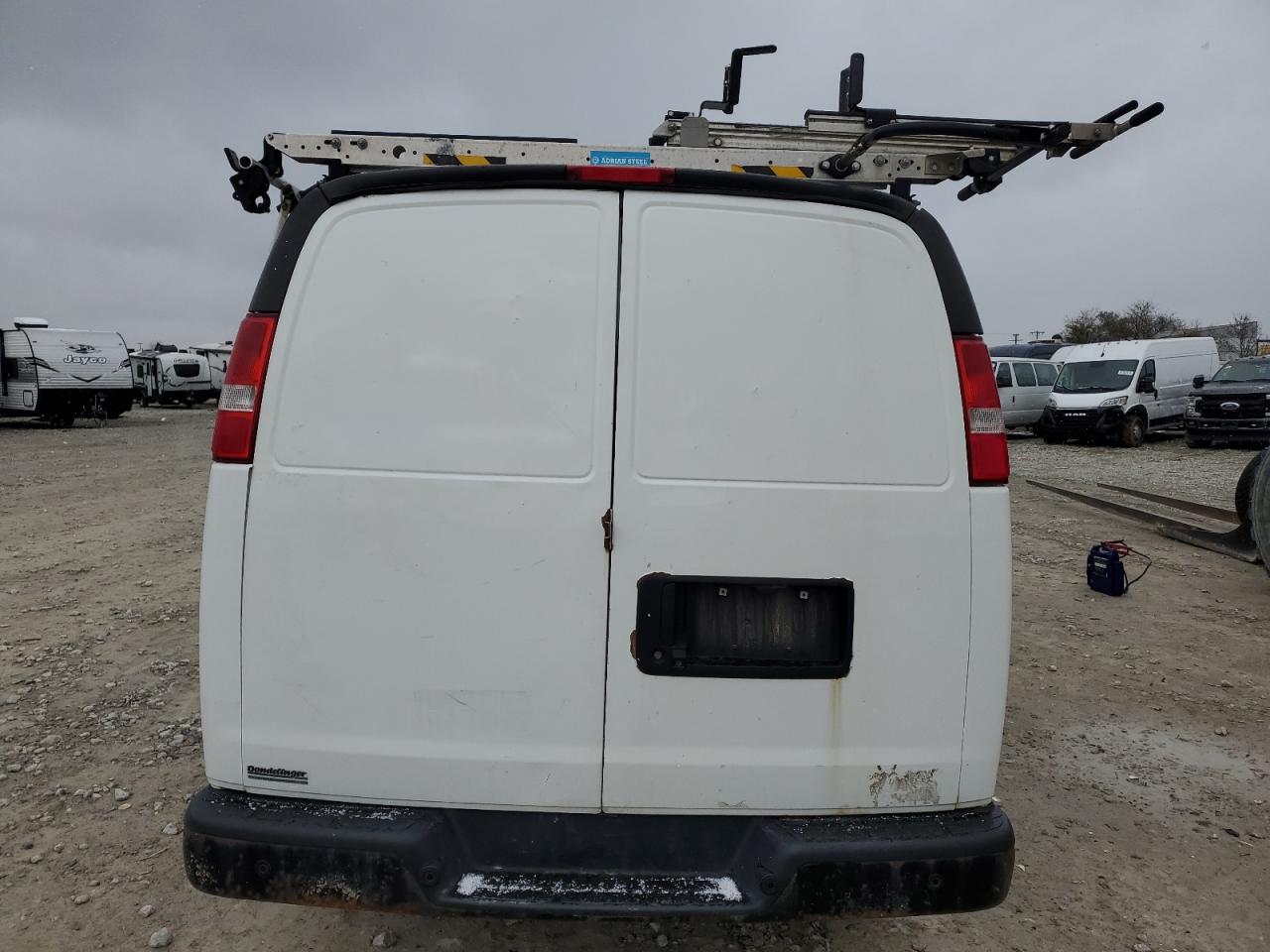 2017 Chevrolet Express 2500 Utility / Service Van VIN: 1GCWGAFF0H1325647 Lot: 92107035