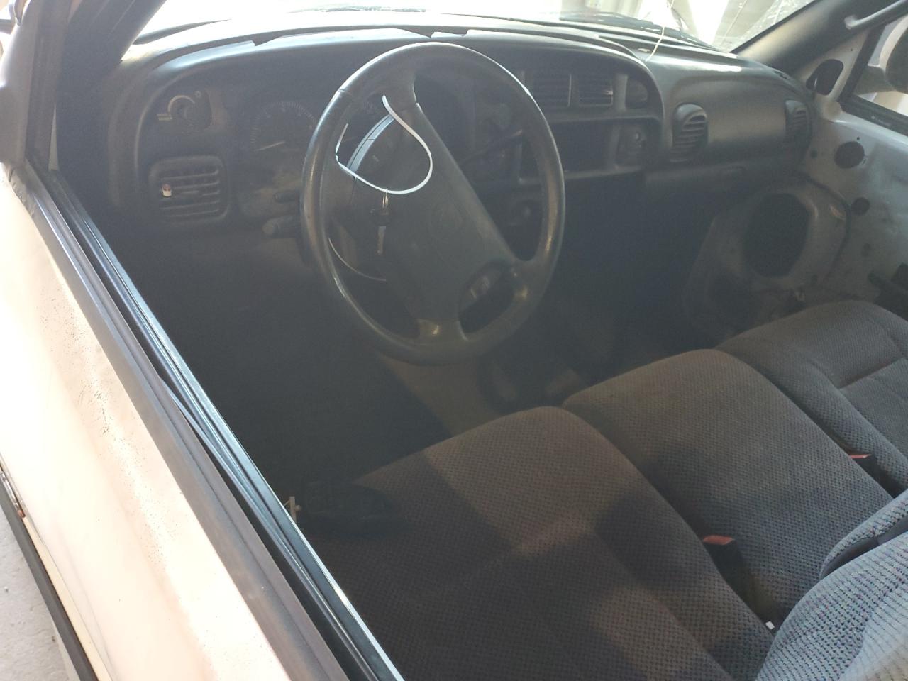 1998 Dodge Ram 2500 VIN: 3B7KC26Z5WM223822 Lot: 91658765