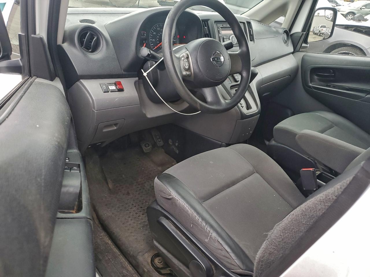 2015 Nissan Nv200 2.5S VIN: 3N6CM0KN8FK734989 Lot: 94322855