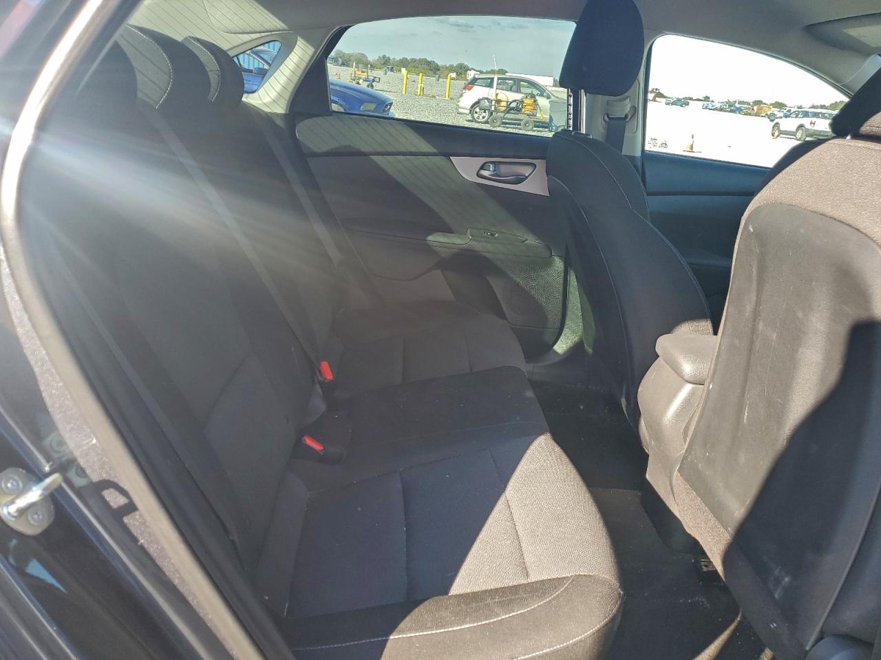 2023 Kia Forte Lx VIN: 3KPF24AD5PE685305 Lot: 94057835