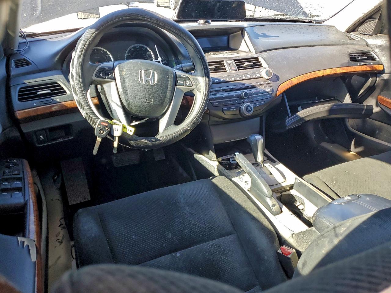 2011 Honda Accord Ex VIN: 1HGCP2F72BA077637 Lot: 94569965