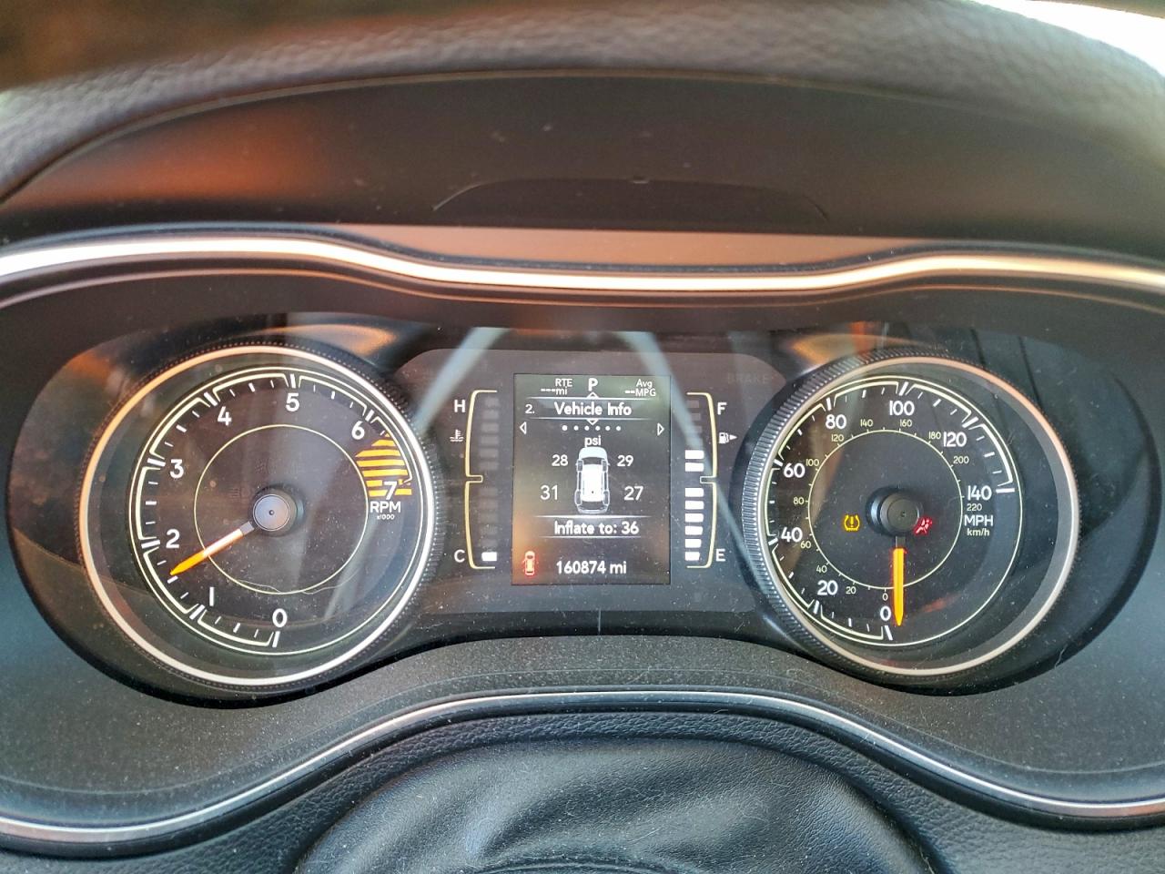 2019 Jeep Cherokee Latitude Plus VIN: 1C4PJLLB4KD202362 Lot: 94079925