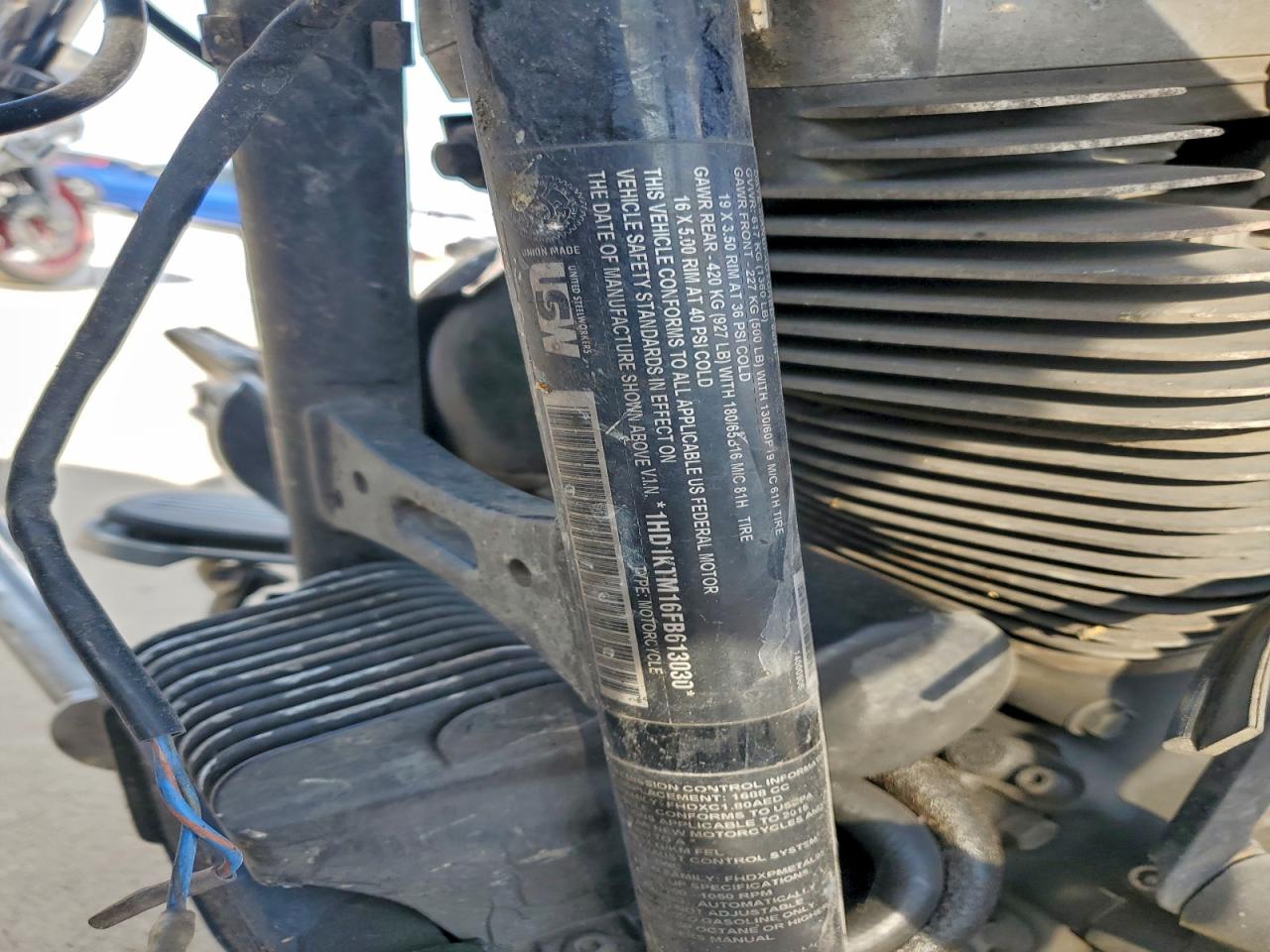 2015 Harley-Davidson Fltrxs Road Glide Special VIN: 1HD1KTM16FB613030 Lot: 93308025