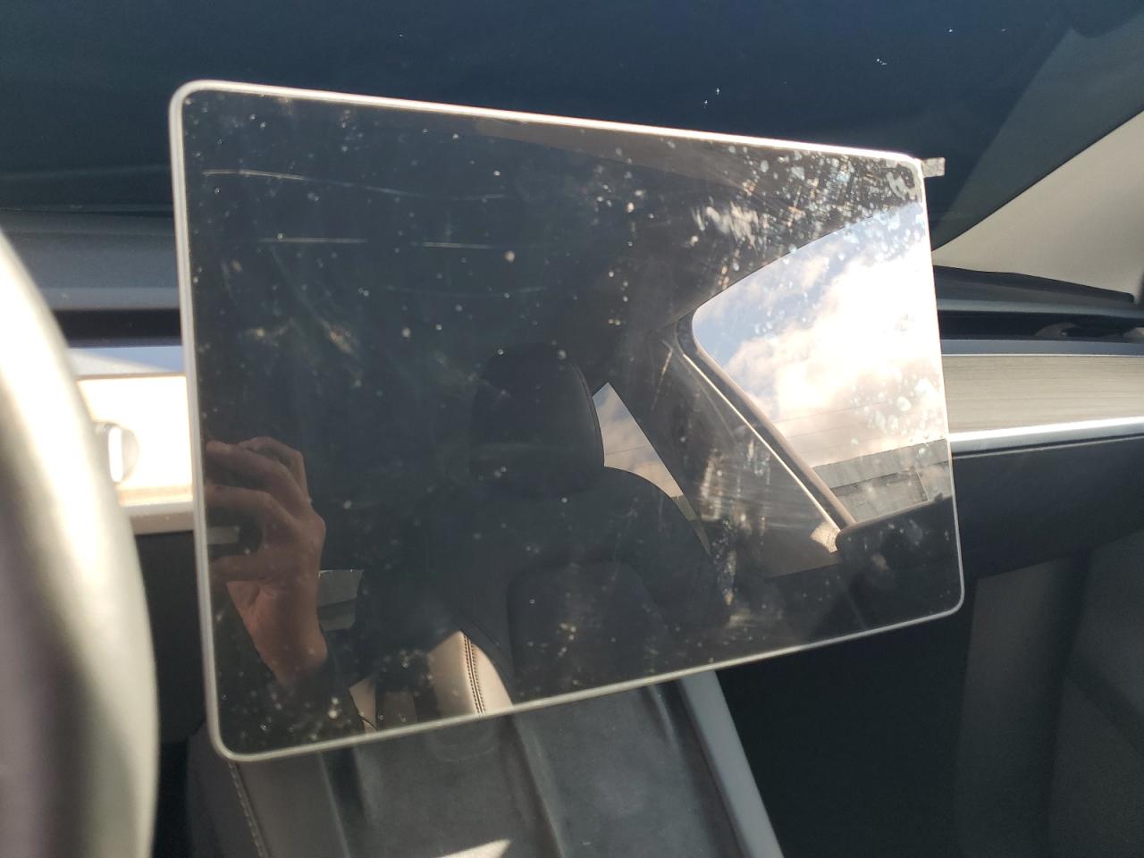 2023 Tesla Model Y VIN: 7SAYGDEE2PF972238 Lot: 91700305