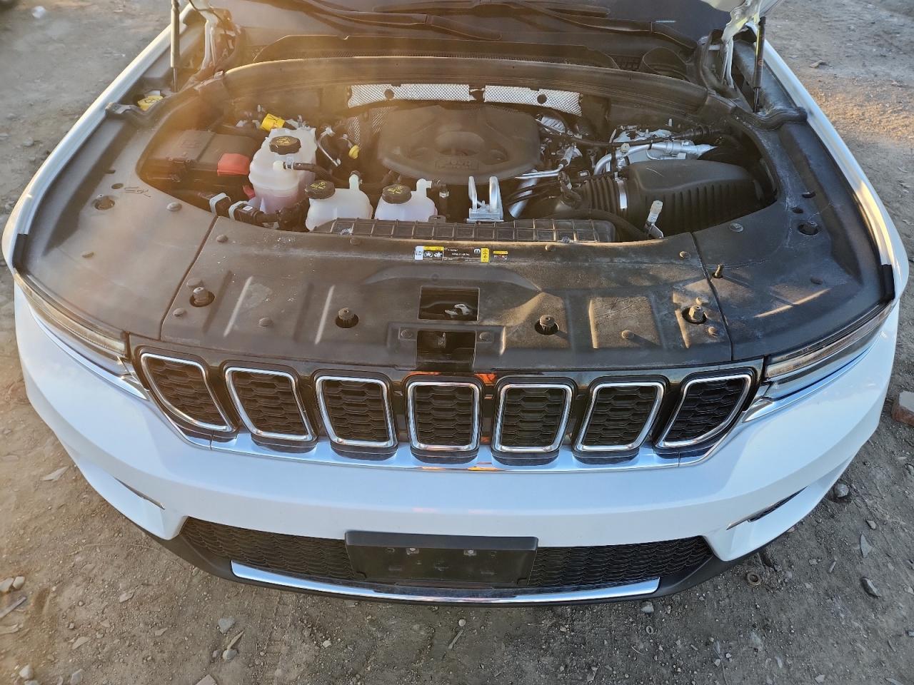 2023 Jeep Grand Cherokee Limited 4Xe VIN: 1C4RJYB63P8769382 Lot: 92793665