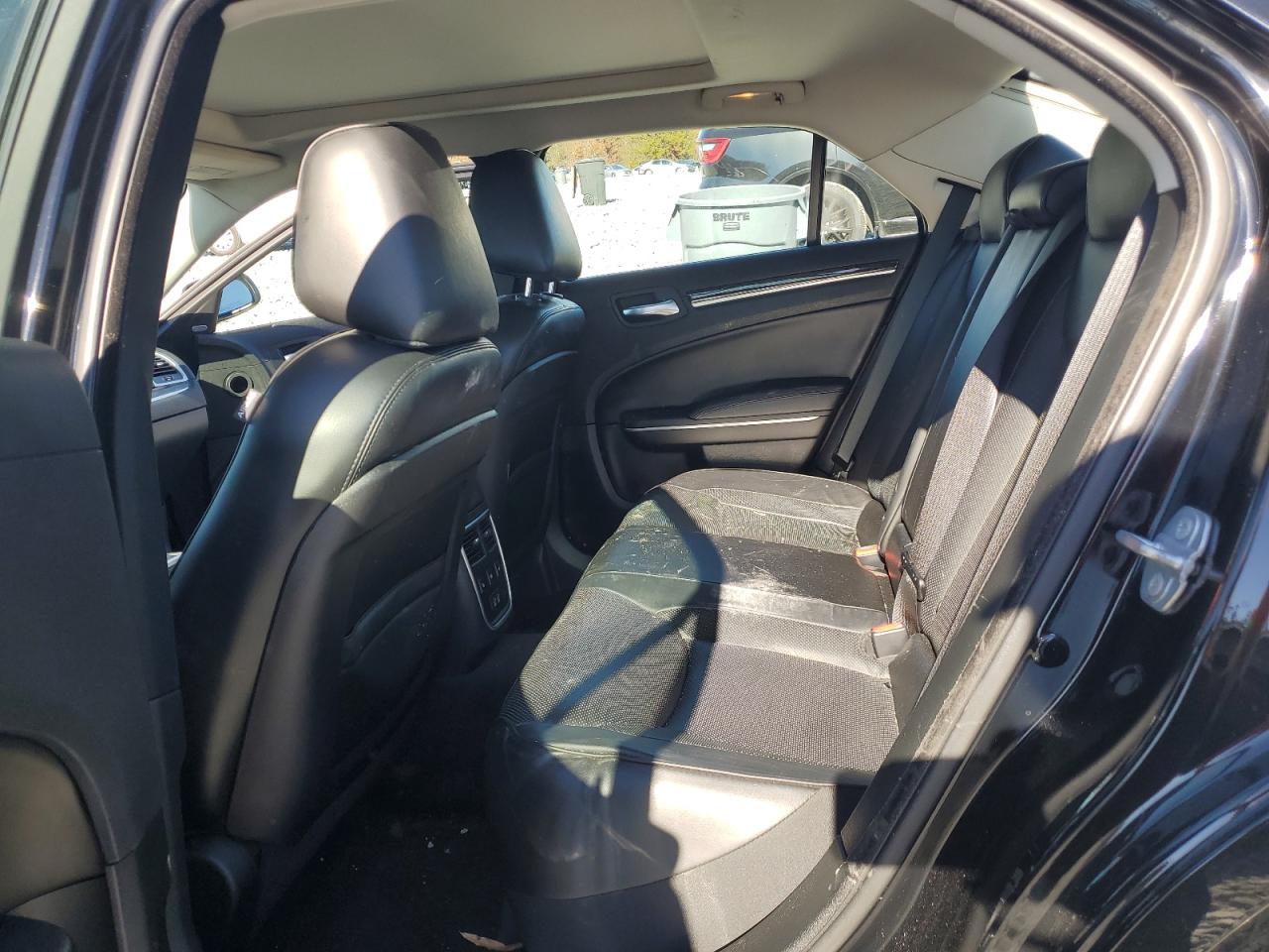 2017 Chrysler 300C VIN: 2C3CCAET3HH650174 Lot: 91805725