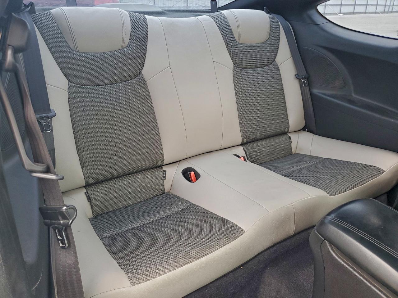 2015 Hyundai Genesis Coupe 3.8L VIN: KMHHT6KJ6FU125732 Lot: 94796245