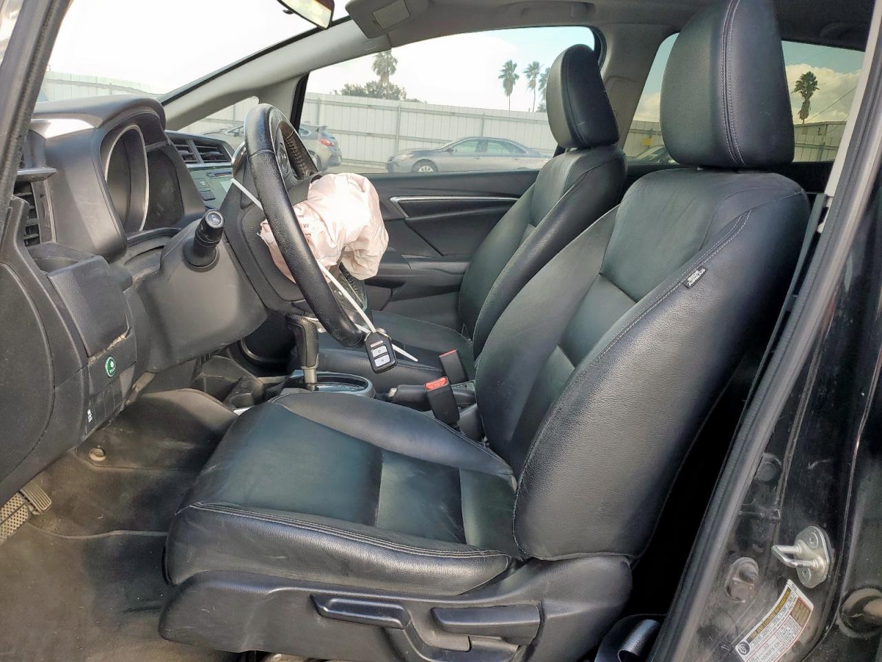 2017 Honda Fit Ex VIN: JHMGK5H80HS006475 Lot: 92999955