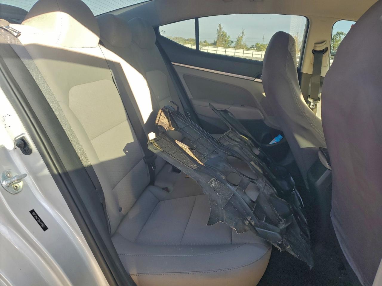 2019 Hyundai Elantra Sel VIN: 5NPD84LF2KH439997 Lot: 94352215