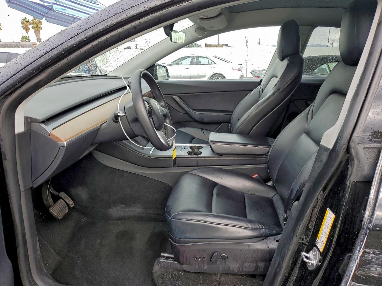 2022 Tesla Model Y VIN: 7SAYGAEE8NF389698 Lot: 92749645