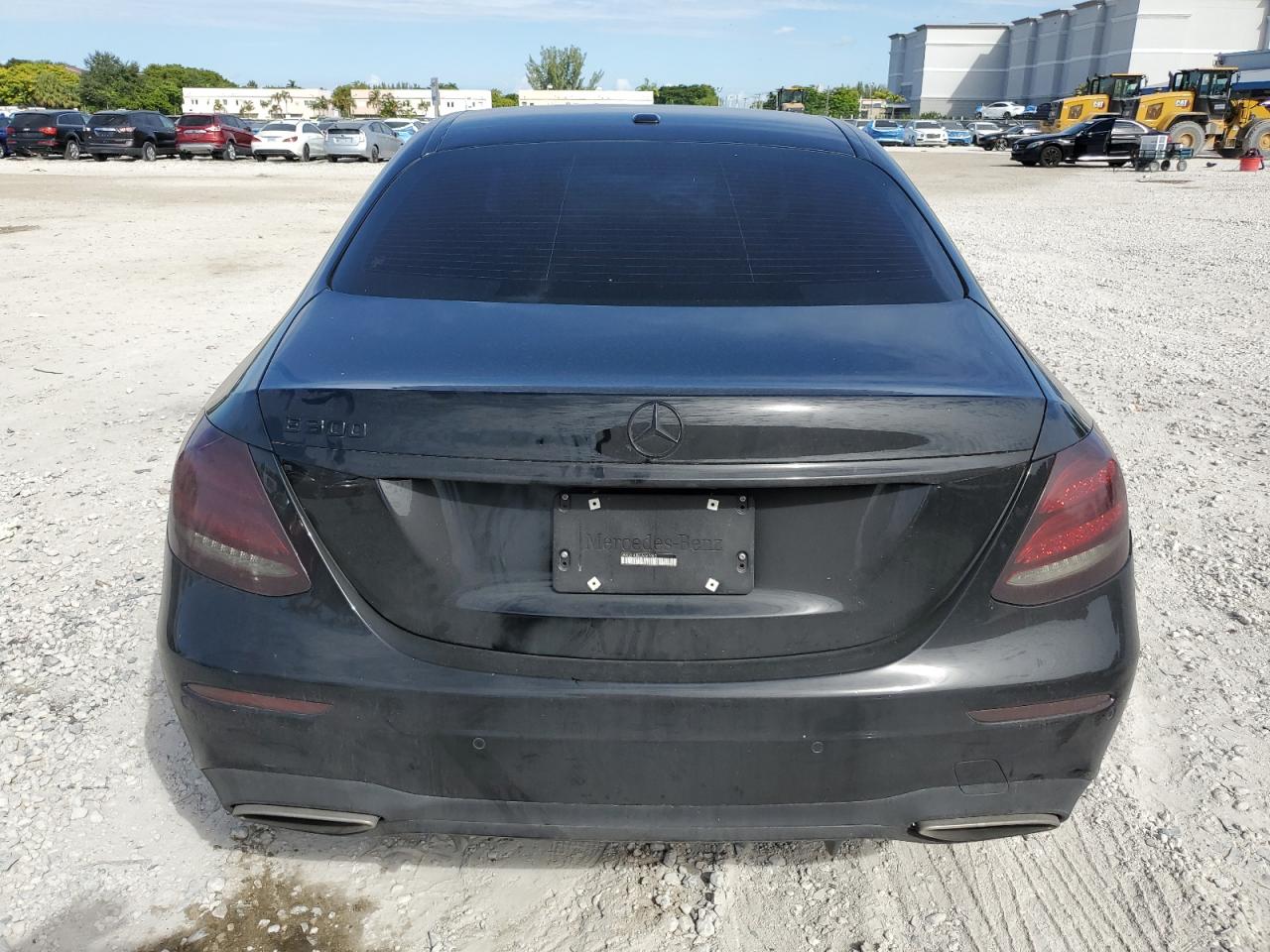 2018 Mercedes-Benz E 300 VIN: WDDZF4JB8JA467083 Lot: 91845125