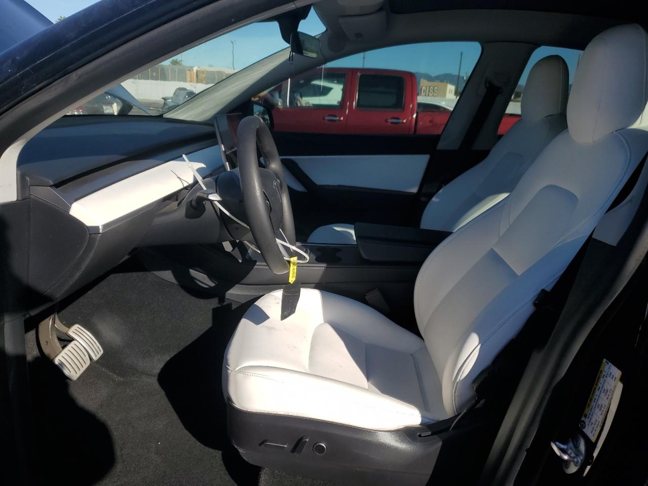 2022 Tesla Model Y VIN: 7SAYGDEF0NF383095 Lot: 90928825