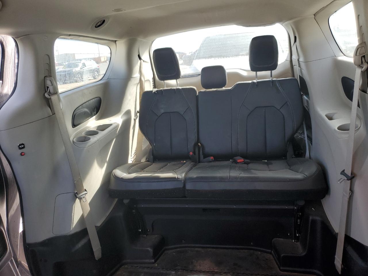 2023 Chrysler Pacifica Touring L VIN: 2C4RC1BG2PR568586 Lot: 92118145