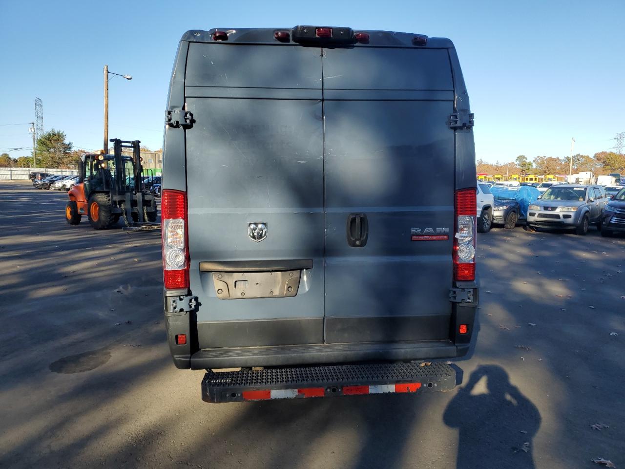 2020 Ram Promaster 3500 Delivery Van VIN: 3C6URVJG8LE144205 Lot: 90248475