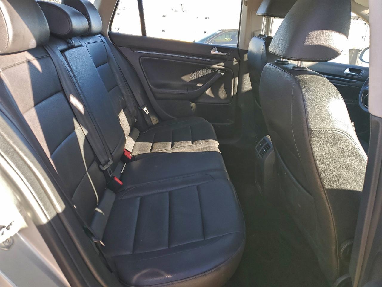 2014 Volkswagen Jetta Tdi VIN: 3VWPL7AJ8EM601051 Lot: 94509345