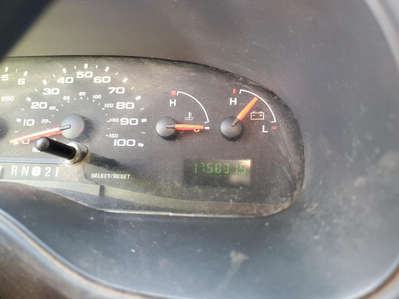 2005 Ford Econoline E250 Van VIN: 1FTNE24L25HB09284 Lot: 68901455