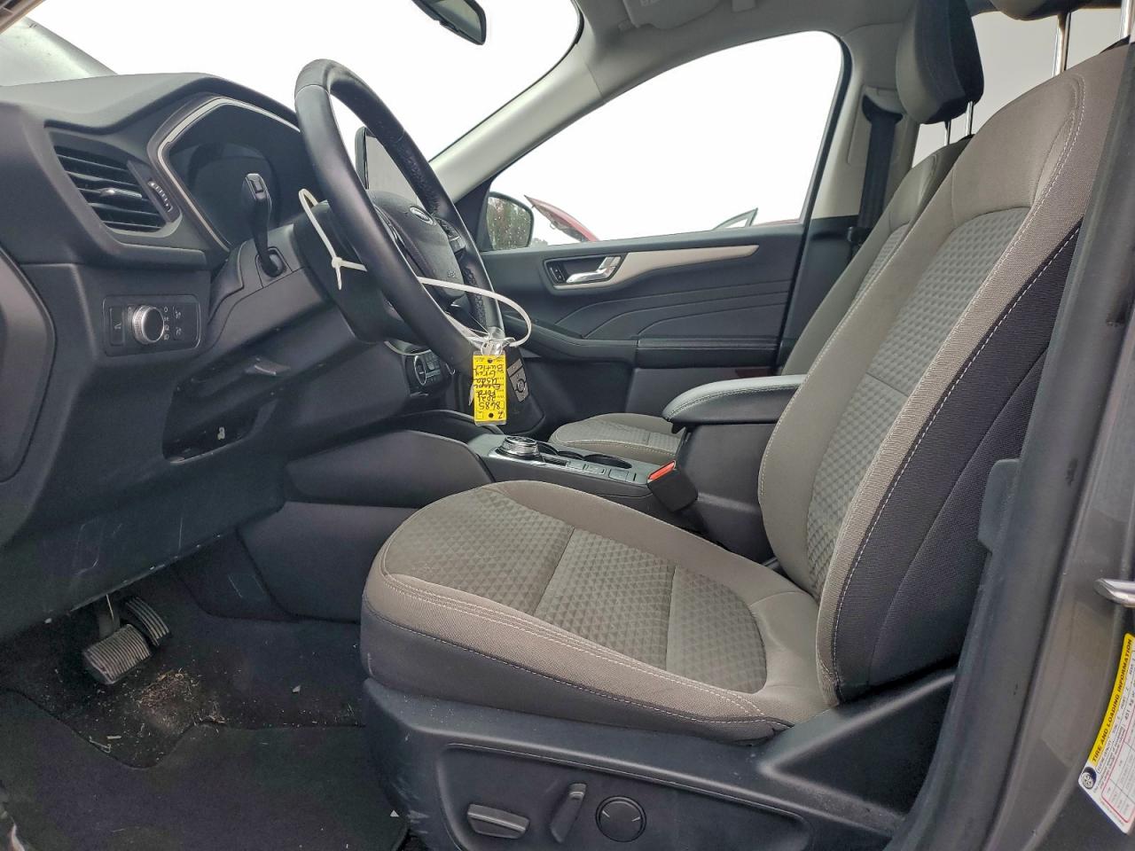 2021 Ford Escape Se VIN: 1FMCU0G65MUB06272 Lot: 93672095