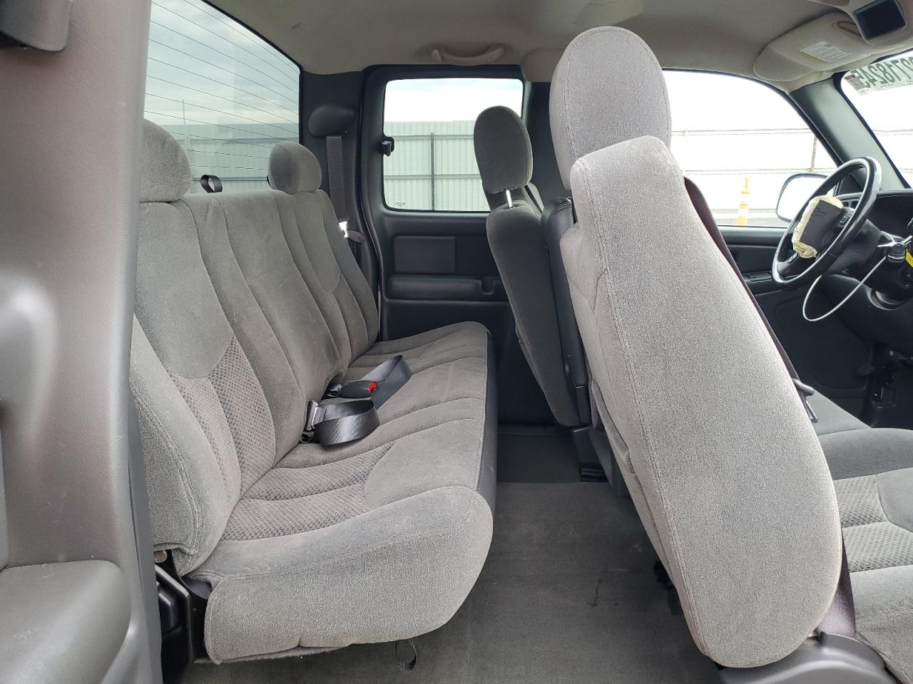 2004 Chevrolet Silverado C1500 VIN: 2GCEC19V941121749 Lot: 92718245