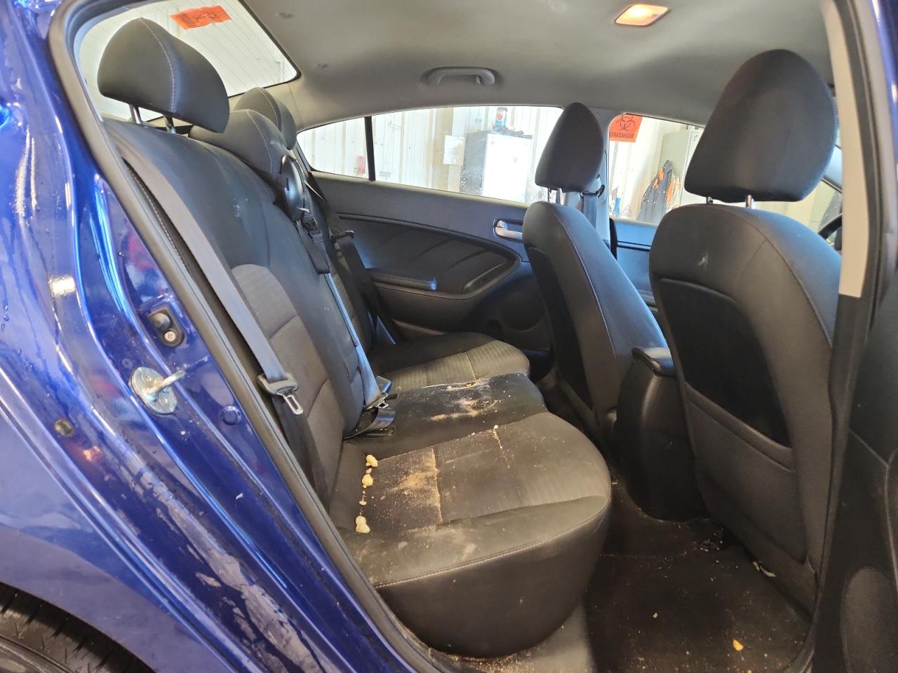 2018 Kia Forte Lx VIN: 3KPFL4A76JE165810 Lot: 90253315