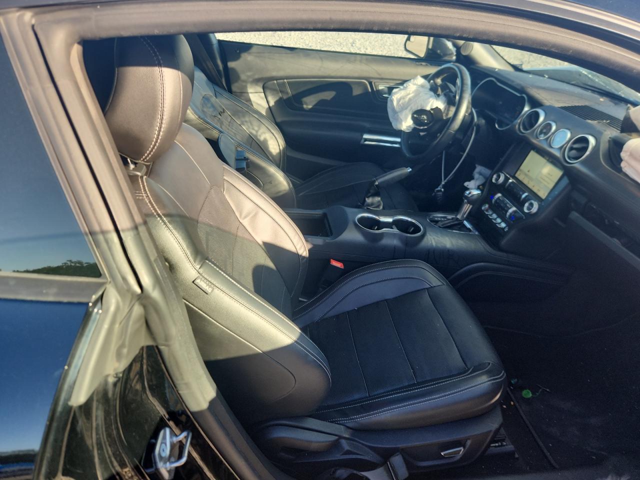 2018 Ford Mustang VIN: 1FA6P8TH2J5109236 Lot: 92569585