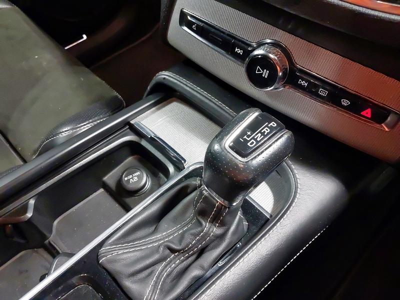 2017 VOLVO XC90 2.0 D5 POWERPULSE R DESIGN 5DR AWD GEARTRONIC