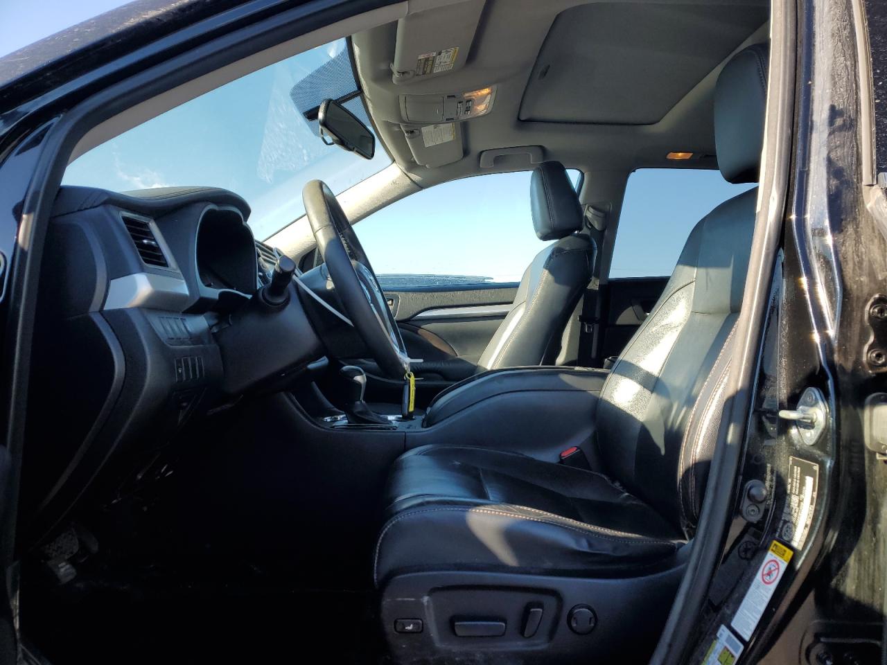 2015 Toyota Highlander Xle VIN: 5TDJKRFH6FS105096 Lot: 91020615